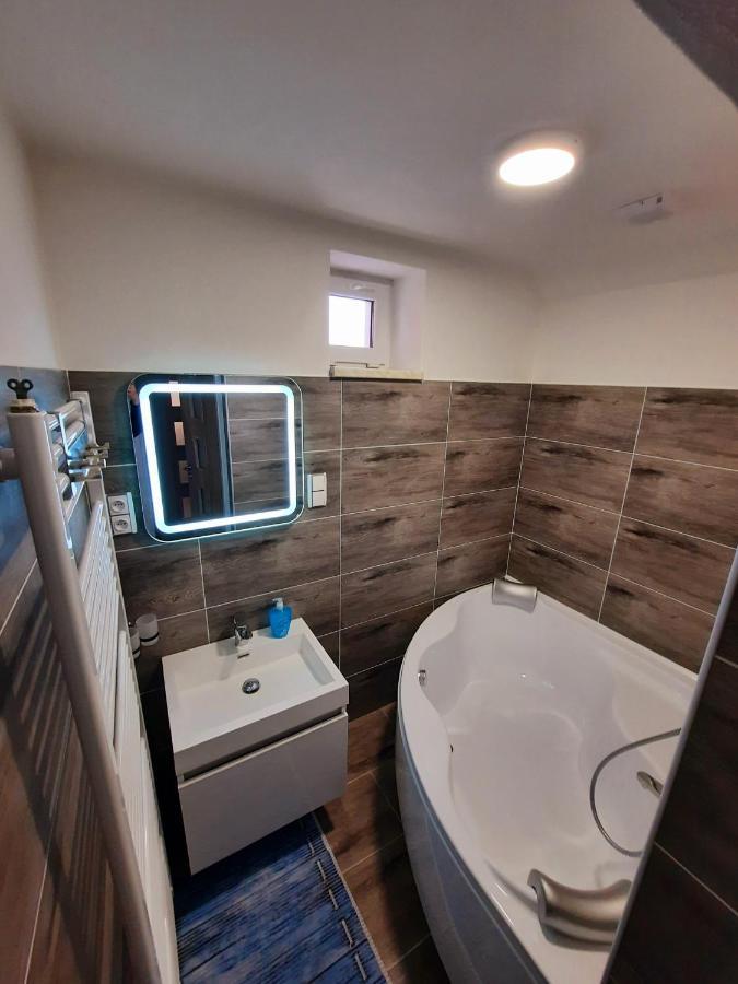 Apartman Sen Petrov Extérieur photo